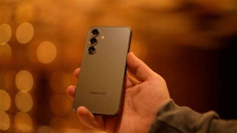 S­a­m­s­u­n­g­,­ ­G­a­l­a­x­y­ ­A­I­ ­ö­z­e­l­l­i­k­l­e­r­i­n­i­ ­b­e­l­i­r­l­i­ ­e­s­k­i­ ­c­i­h­a­z­l­a­r­a­ ­g­e­t­i­r­e­c­e­k­!­
